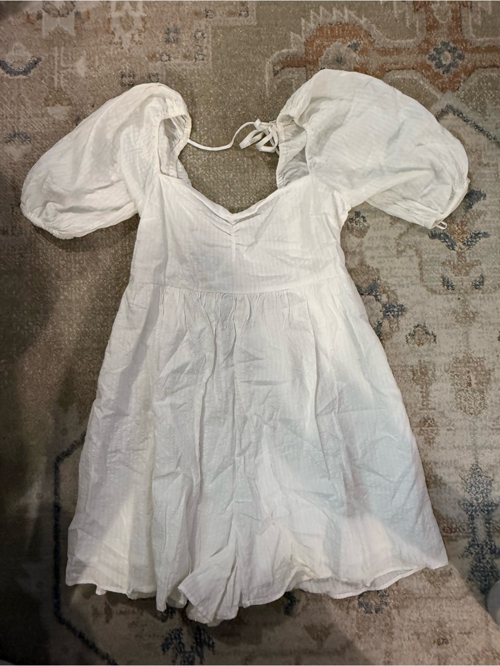 Abercrombie & Fitch White Puff-Sleeve Tie Back Romper